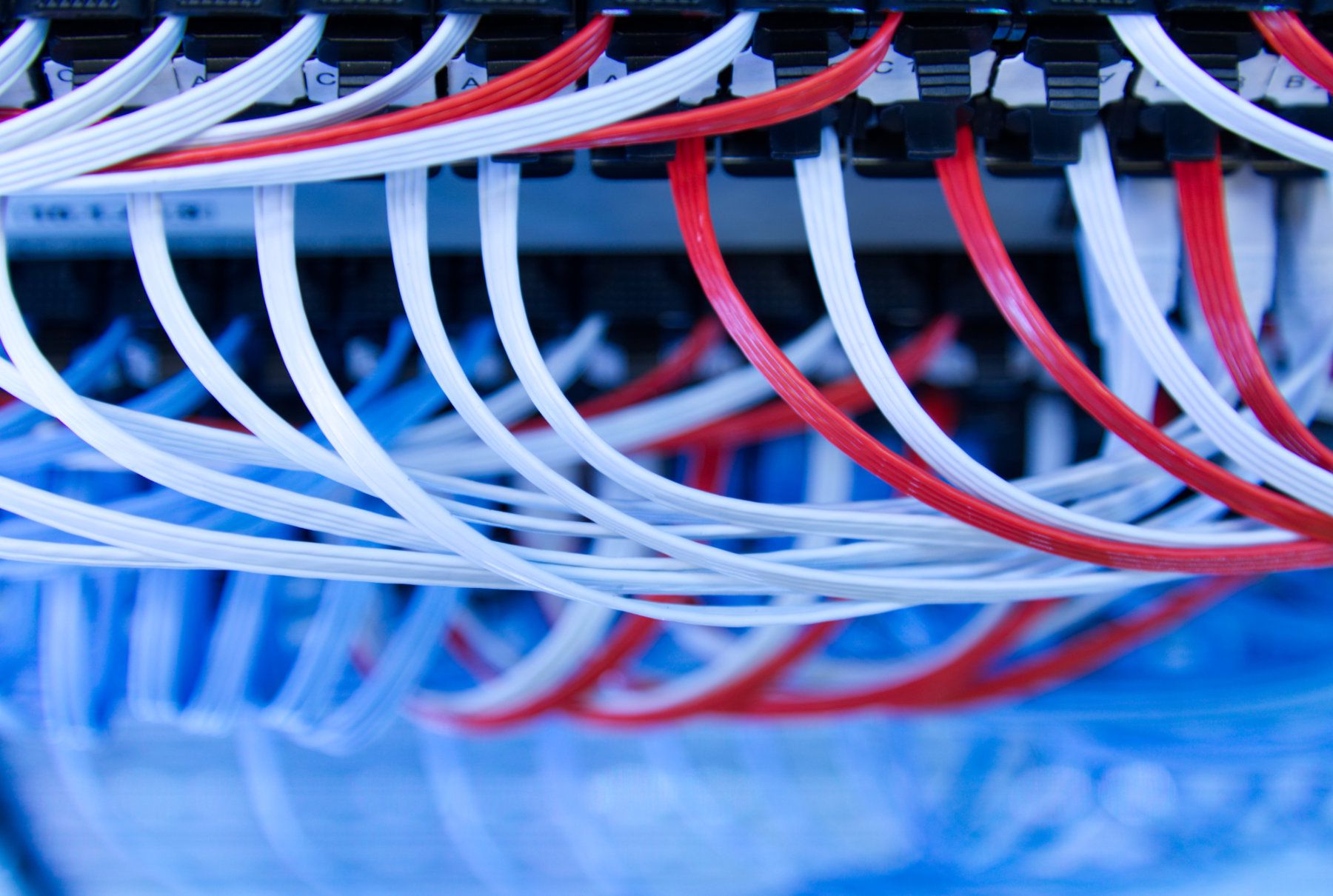 4 Expert Tips for Efficient Cable Management PATCHBOX Cable Management for Network